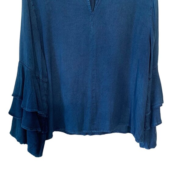 STYLE HOUSE Dark-Wash Chambray High-Neck Tiered Ruffle Sleeve Blouse NWT Large - Picture 8 of 8